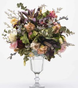 Bouquet-of-Dried-Flowers-in-Glass-Vase